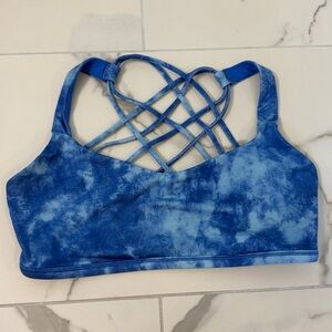Lululemon Free to Be Sports Bra